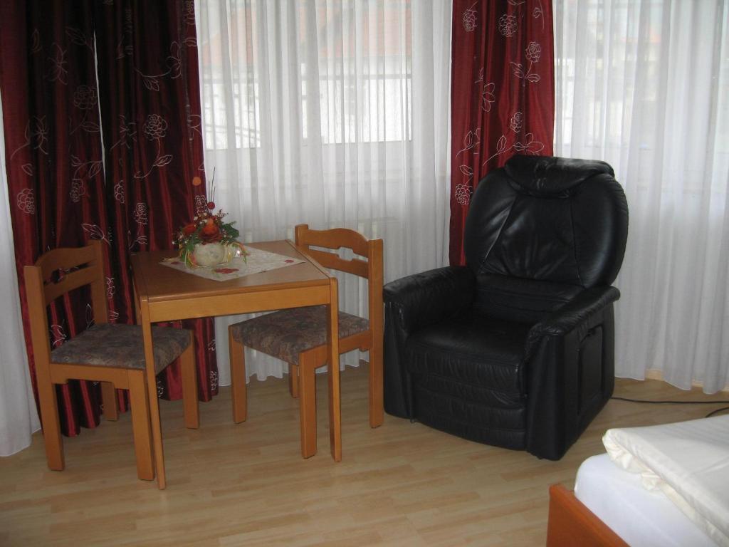 Hotel Alt-Holzhausen Bad Pyrmont Chambre photo