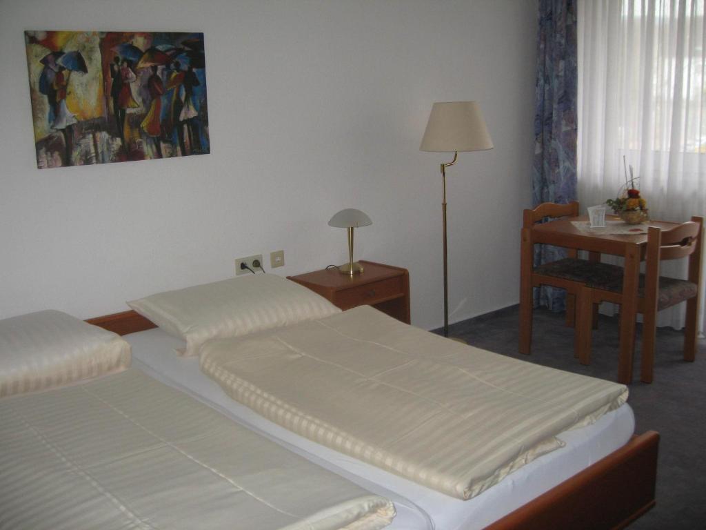 Hotel Alt-Holzhausen Bad Pyrmont Chambre photo